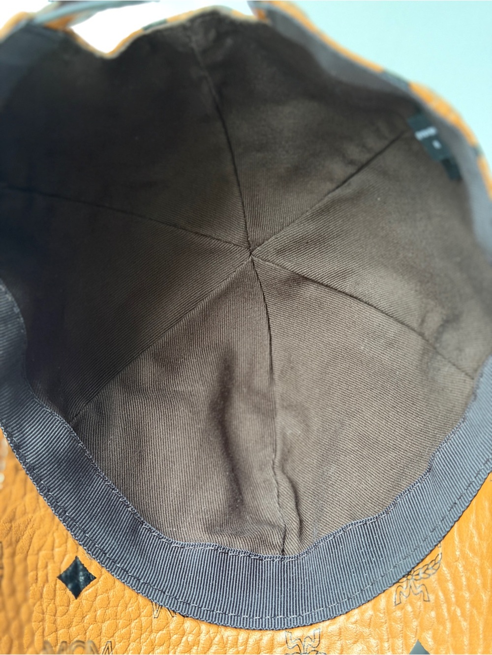 MCM Brown Monogram Leather Cap Genuine Leather Made in Italy - Picture 7 of 11